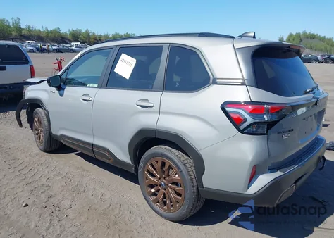 2025 Subaru Forester Hybrid Sport z USA, uszkodzony, nr VIN JF2SLSJDXSH402871